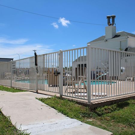 Days Inn By Wyndham Waco University Area Экстерьер фото