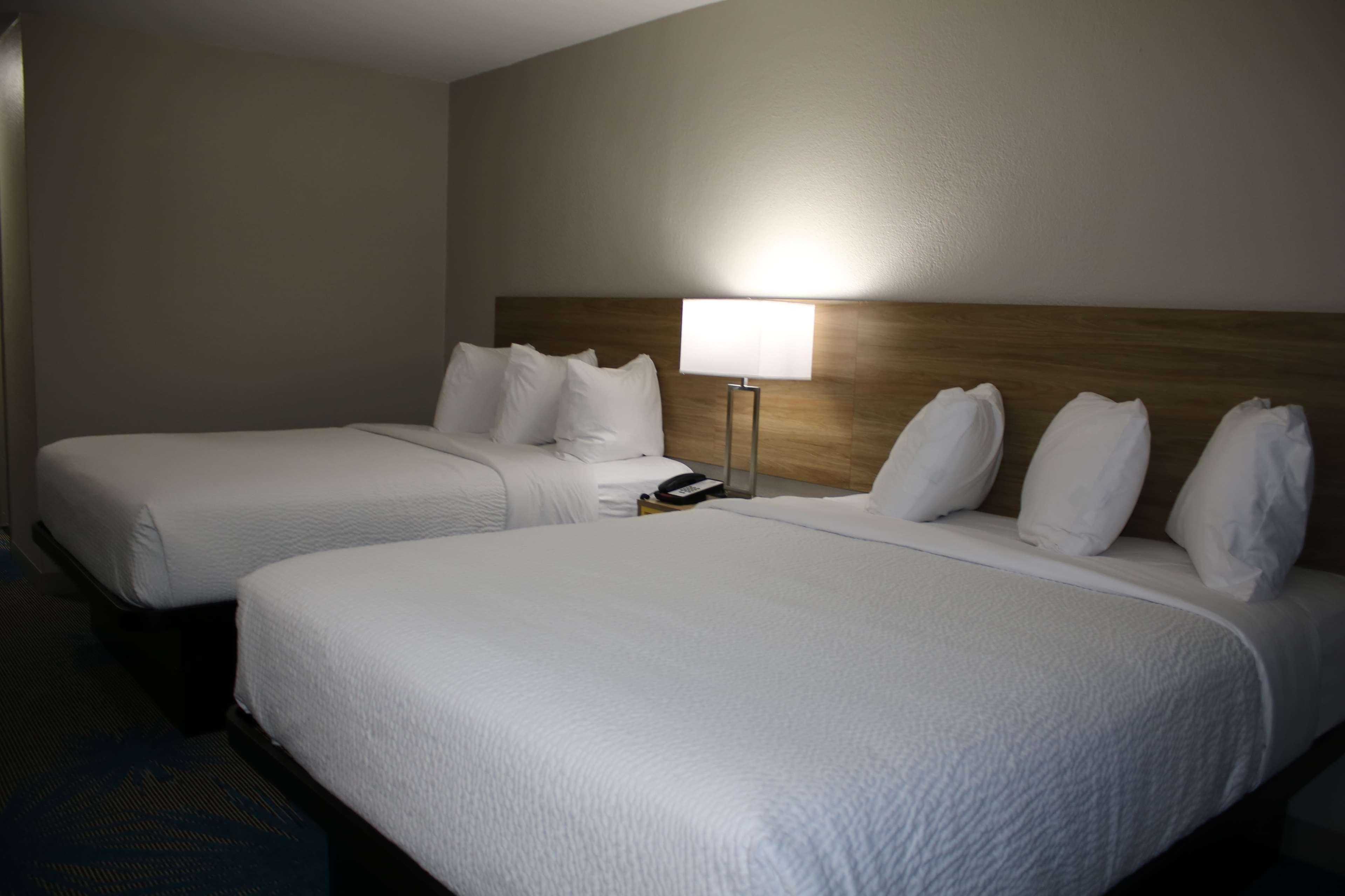 Days Inn By Wyndham Waco University Area Экстерьер фото