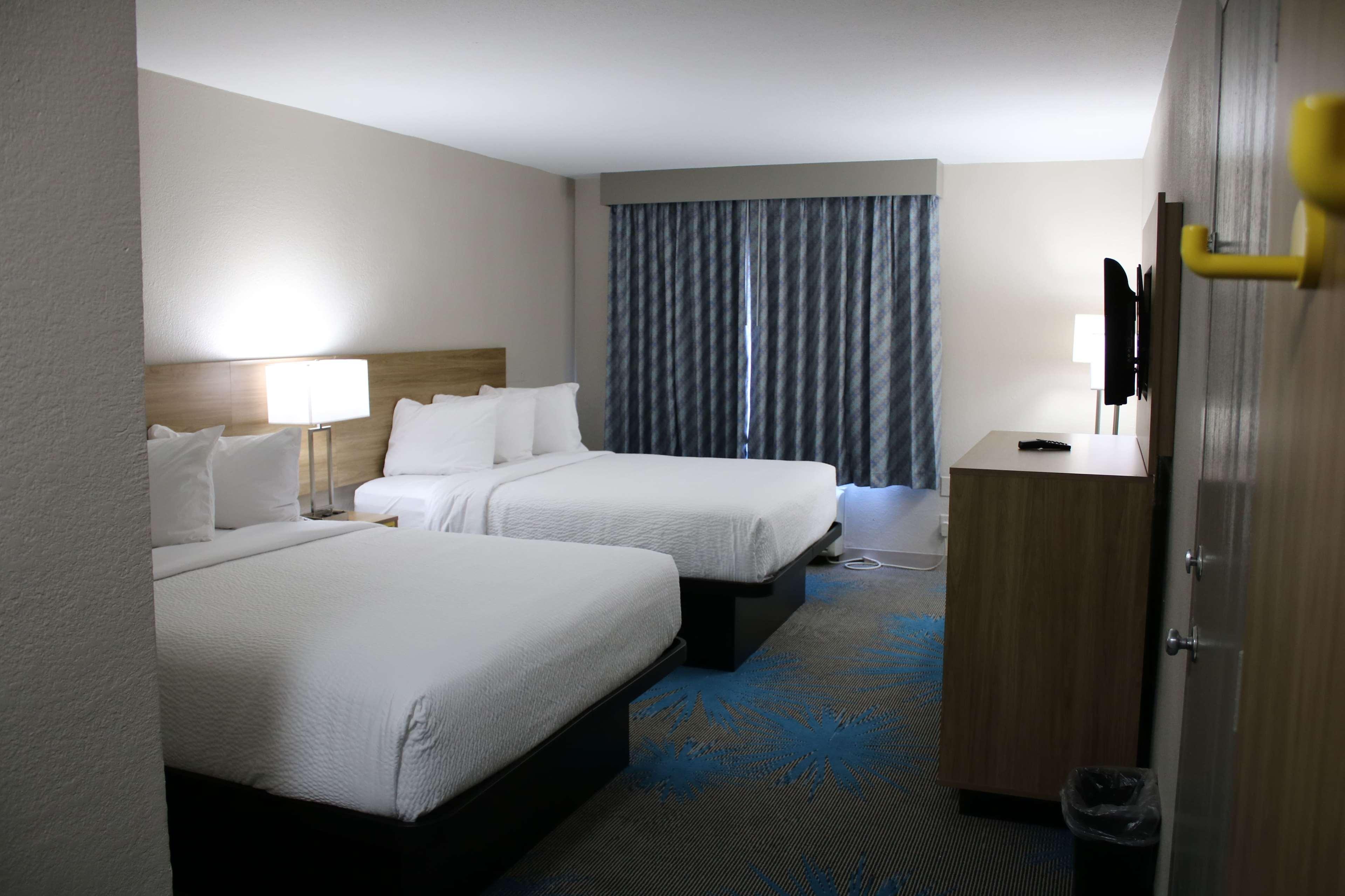 Days Inn By Wyndham Waco University Area Экстерьер фото