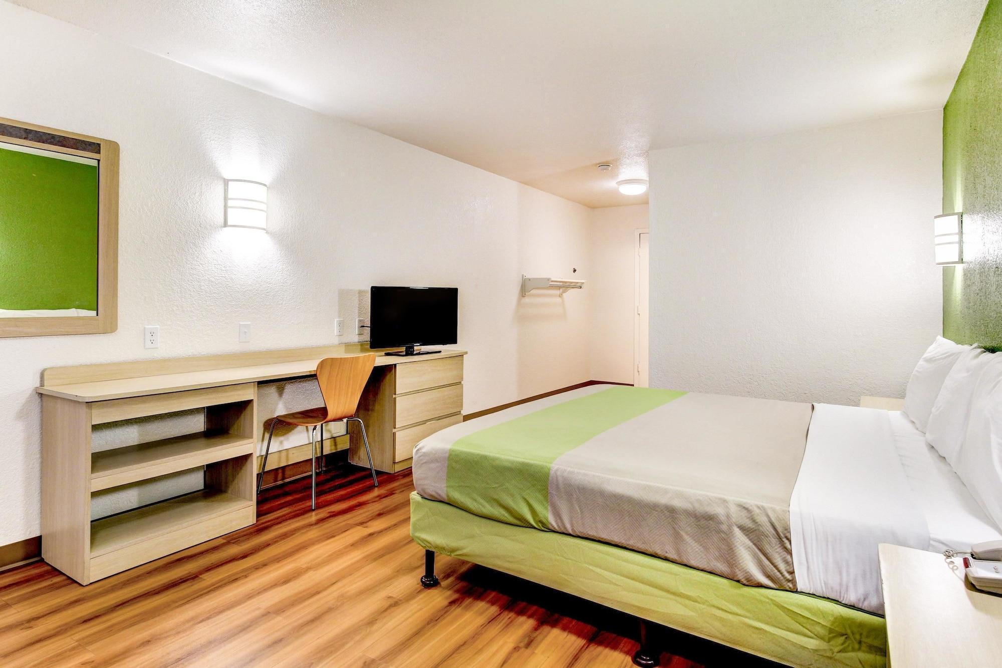 Days Inn By Wyndham Waco University Area Экстерьер фото