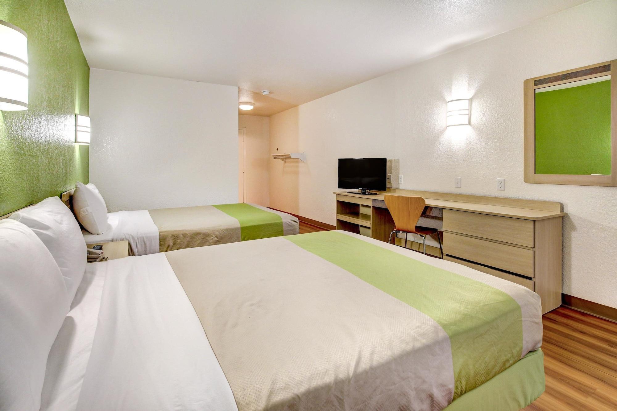Days Inn By Wyndham Waco University Area Экстерьер фото